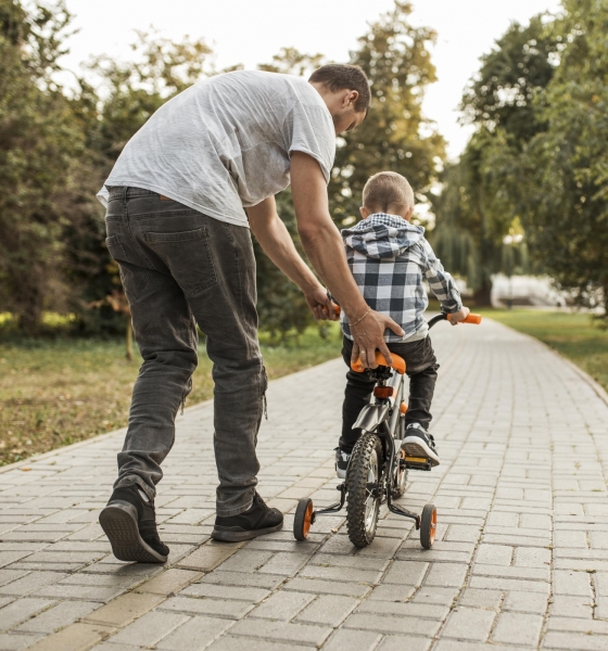 Dia dos Pais: presença e exemplo que moldam vidas e fortalecem a sociedade