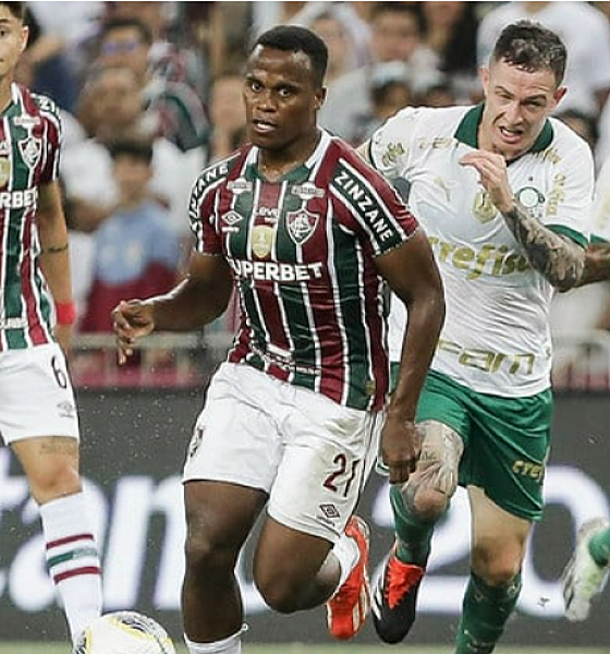 Palmeiras sofre gol no fim, perde do Fluminense e fecha primeiro turno do Brasileiro na 3ª posição
