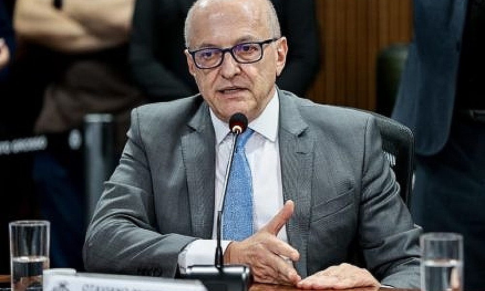 Pivetta diz que governo estuda compensação por perdas salariais de servidores