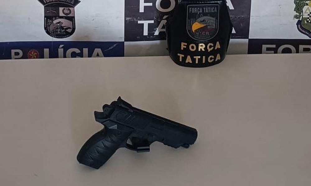 Homem é preso após ameaçar moradores com simulacro de pistola no centro de Rondonópolis