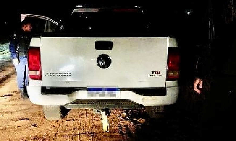 Encapuzados invadem casa de idoso e fazem família refém em MT