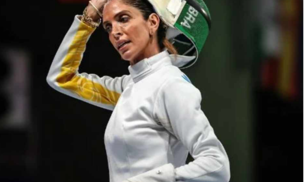 COM TUMOR, NATHALIE MOELLHAUSEN PASSA MAL E É ELIMINADA NA ESGRIMA