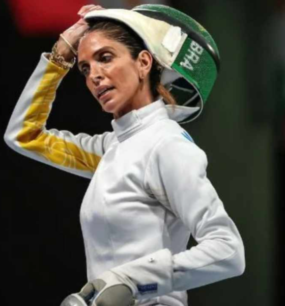 COM TUMOR, NATHALIE MOELLHAUSEN PASSA MAL E É ELIMINADA NA ESGRIMA