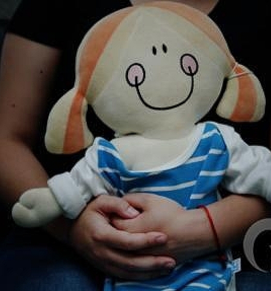 Homem tenta estuprar menina de 6 anos, filha do amigo, em Chapada