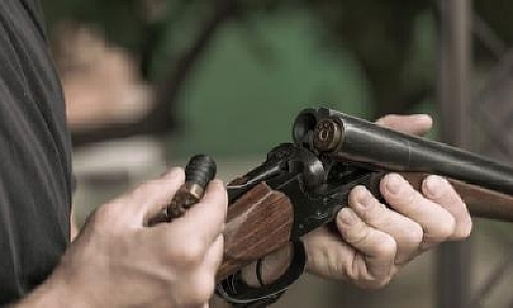 Menino de 11 anos atira no rosto do pai em fazenda de MT