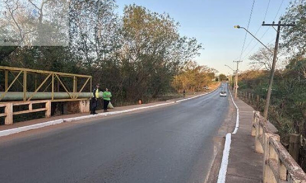 Ponte do Jardim Imperial é interditada após laudo apontar risco estrutural