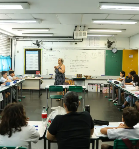 MEC anuncia entrega da Carteira Nacional do Professor em outubro