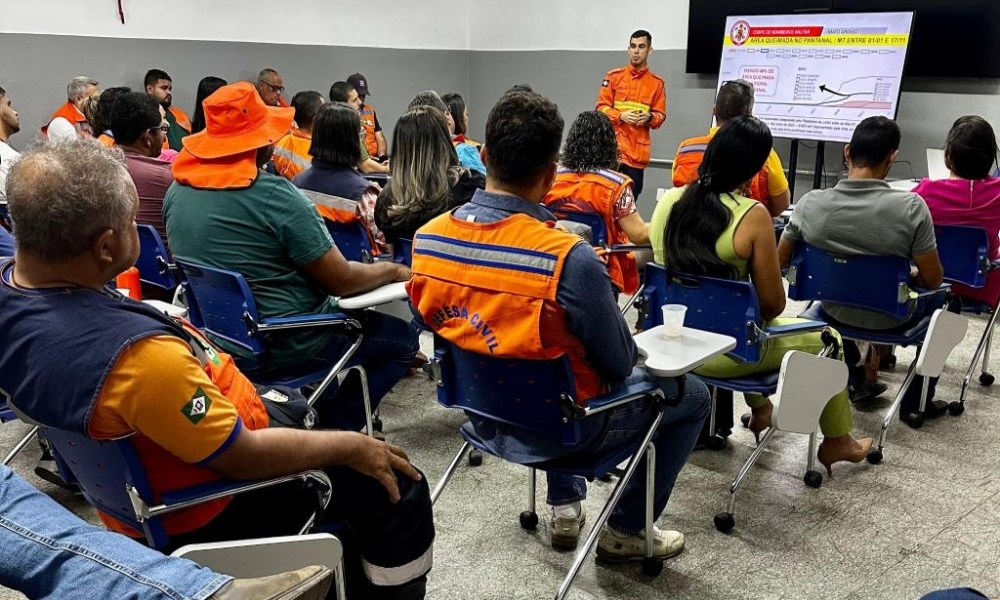 Bombeiros apresentam Batalhão Ambiental a coordenadores municipais de Defesa Civil