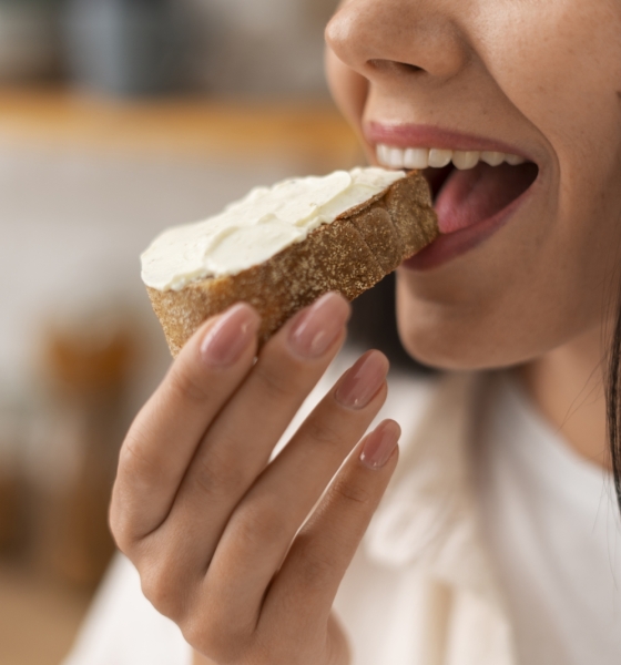 Mulher morre após engasgar com pão em Cuiabá