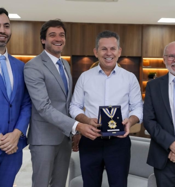 Governador é homenageado com medalha da Associação Nacional dos Procuradores