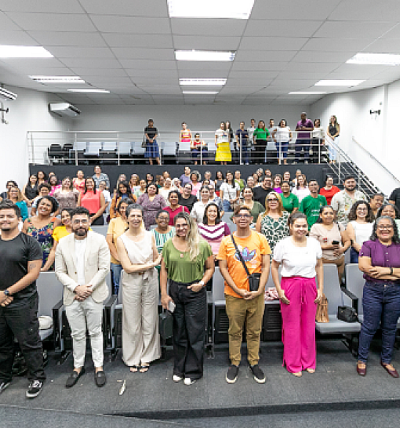 Professores passam por qualificação para aprendizagem de estudantes surdos em Cuiabá
