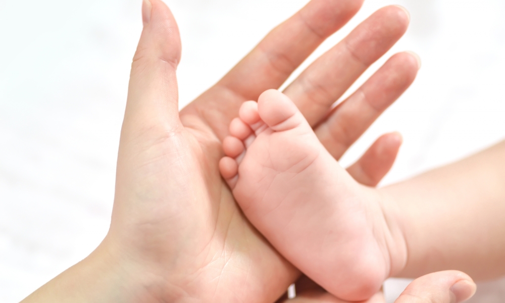 Menina de 1 ano e 9 meses morre após desabamento de parede em Nova Maringá