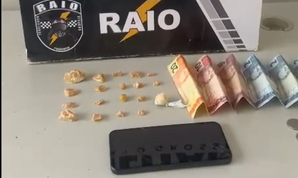 Companhia Raio prende dupla por tráfico de drogas e apreende diversas porções de cocaína em Cuiabá