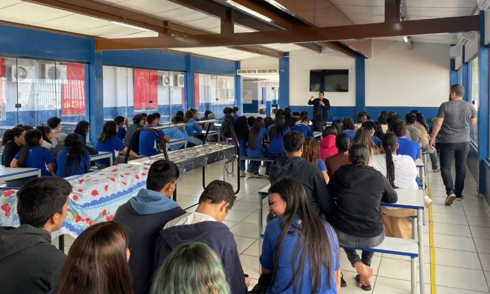 Palestra do Procon-MT destaca proteção de dados e combate ao cyberbullying