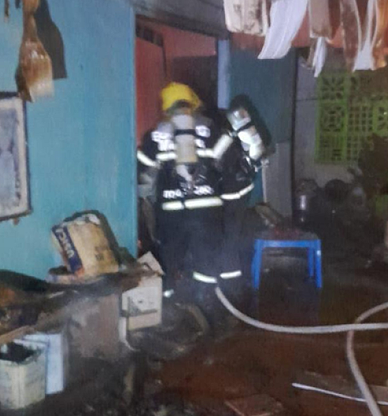 Bombeiros resgatam idoso durante incêndio em kitnet em Sinop