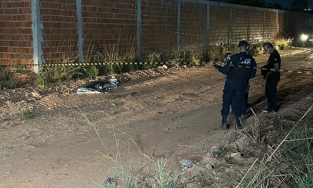 Homem é assassinado a tiros no bairro Fábio II, em Cuiabá