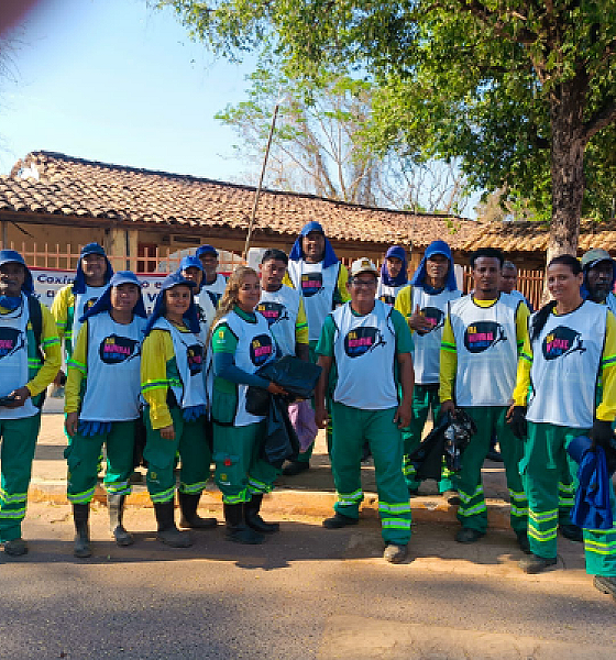 Cuiabá intensifica limpeza de ruas e praças no Dia Mundial da Limpeza