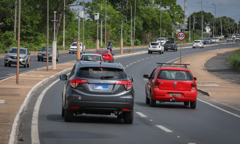 Licenciamento de veículos com placa final 9 deve ser pago até 30 de setembro
