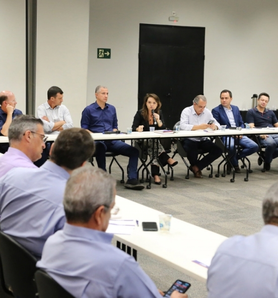 Frente da Agropecuária recebe secretária de Meio Ambiente