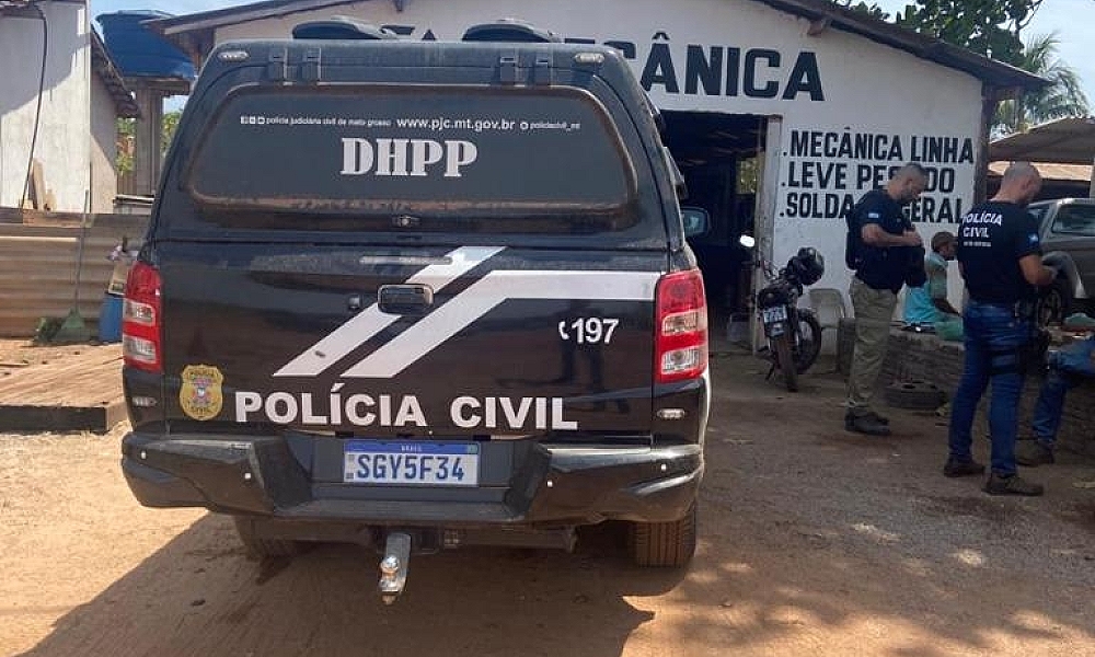 Polícia Civil cumpre mandado e ouve pais de militar que matou personal trainer em Várzea Grande