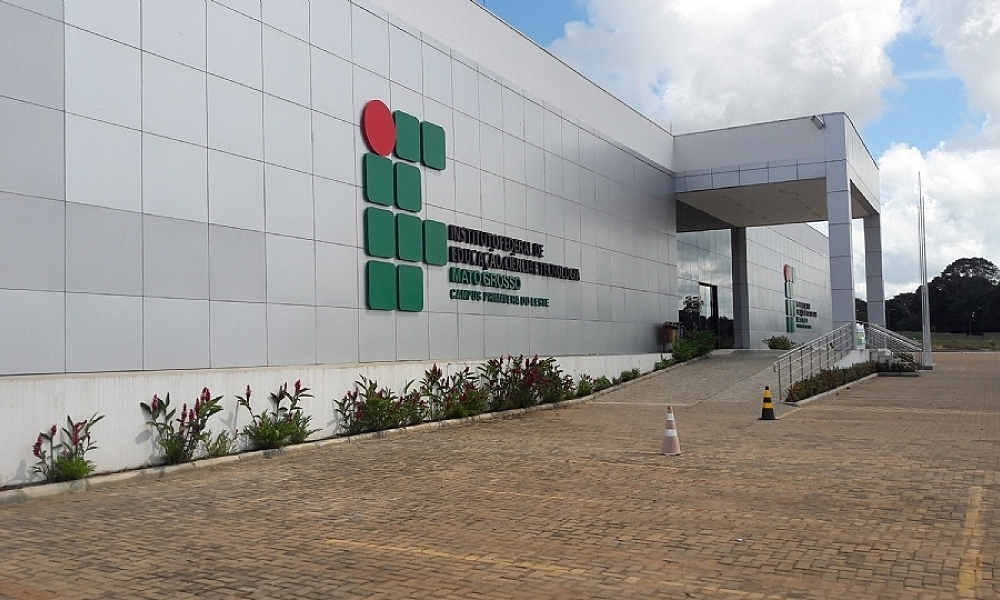 IFMT lança concurso público com 12 vagas para Técnico em Educação e salários de até R$ 5,5 mil