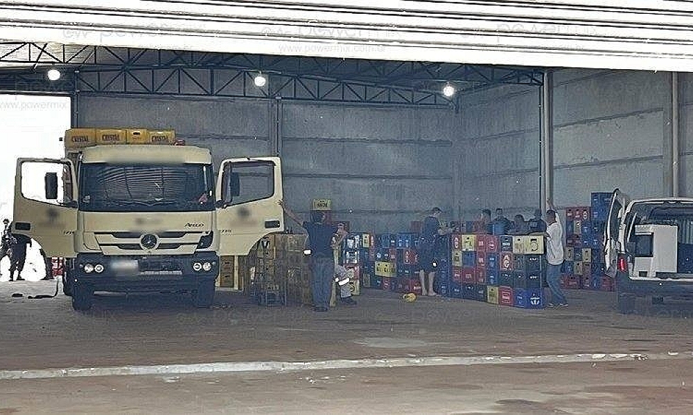 Depósito usado para bebidas adulteradas é fechado pela PM em Nova Mutum