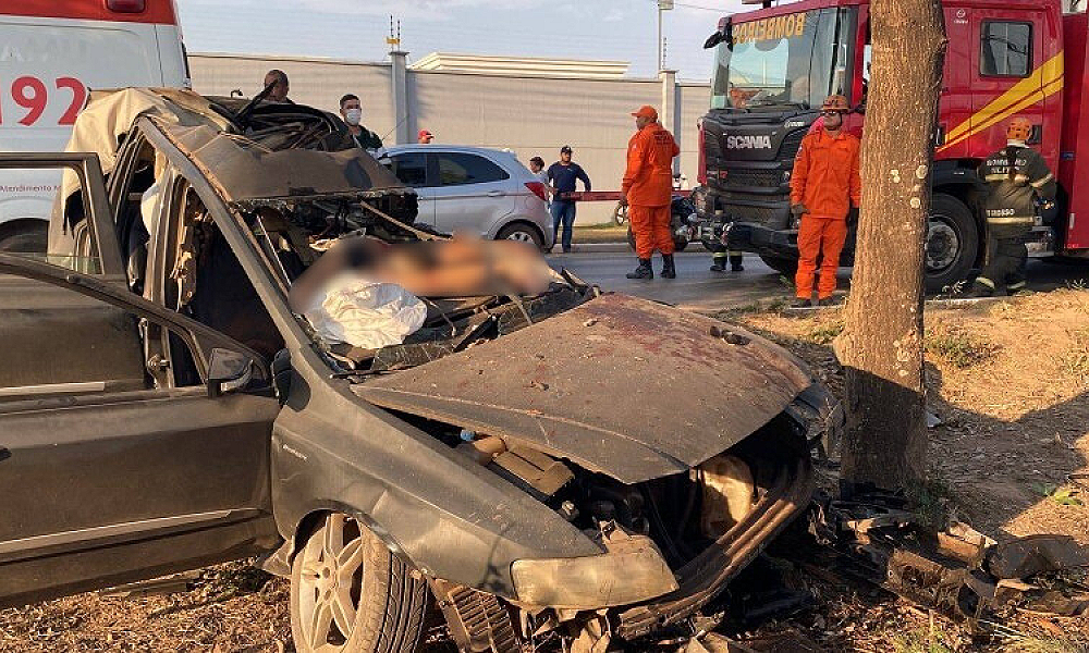 Motorista morre após perder controle do carro na Avenida das Torres
