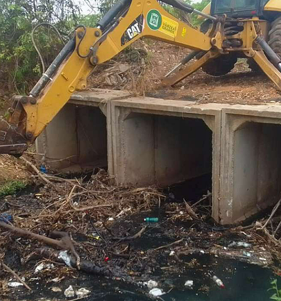 Várzea Grande intensifica manutenção de travessias e drenagem para prevenir alagamentos