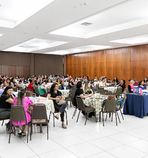 Professores da rede municipal de Cuiabá participam de curso para aprimorar alfabetização infantil