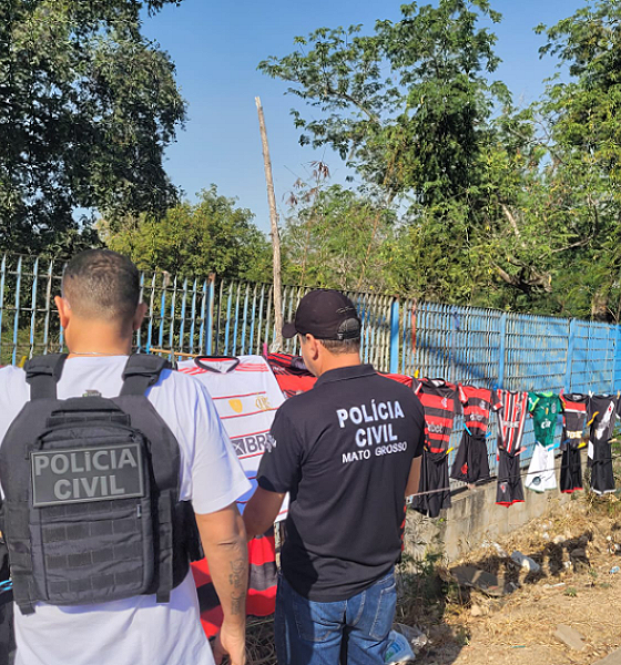 Produtos falsificados de times brasileiros são apreendidos pela Polícia Civil em Cuiabá