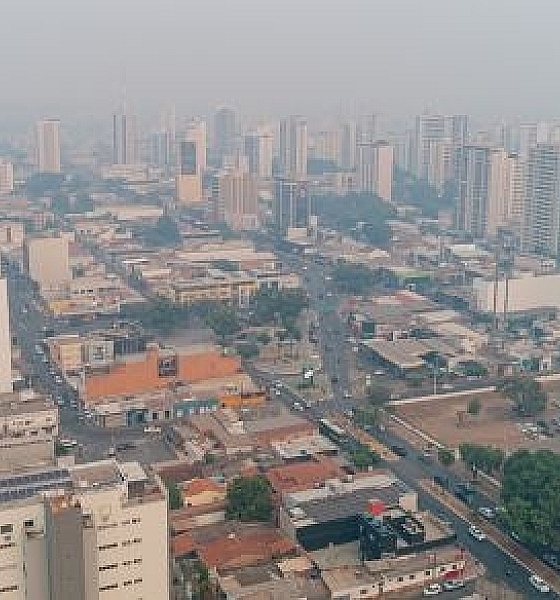 Fumaça de incêndio no Pantanal invade Cuiabá