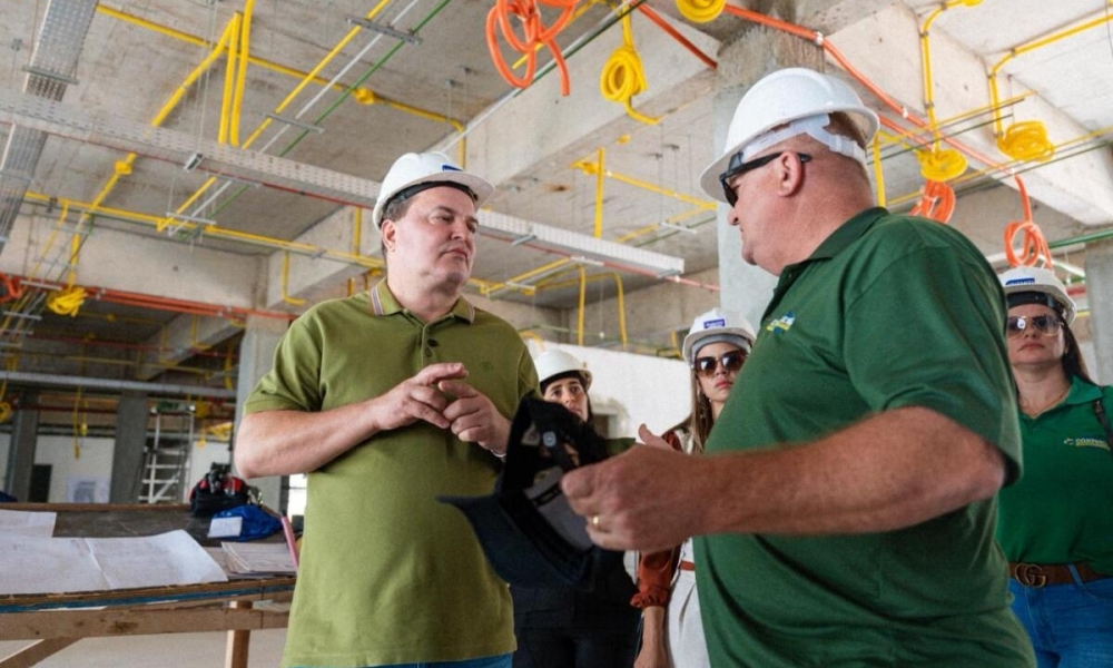 Deputado Max Russi e prefeito Ricardo Babinski vistoriam obras do Hospital Regional de Confresa