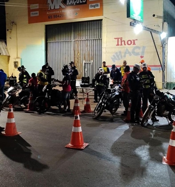 Fiscalizao remove 33 motocicletas e prende duas pessoas por embriaguez ao volante em Cuiab