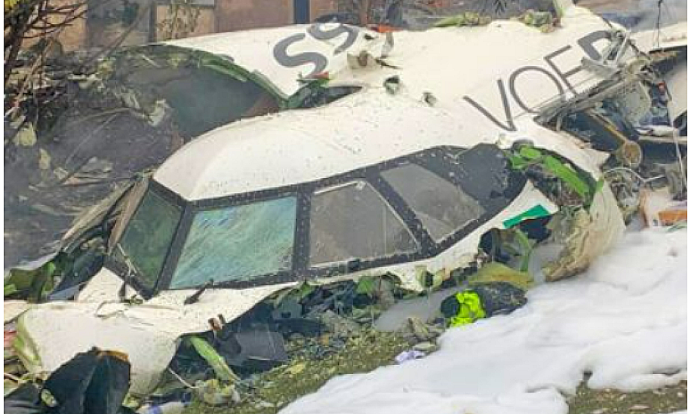 Companhia aérea divulga nomes dos 62 mortos em acidente