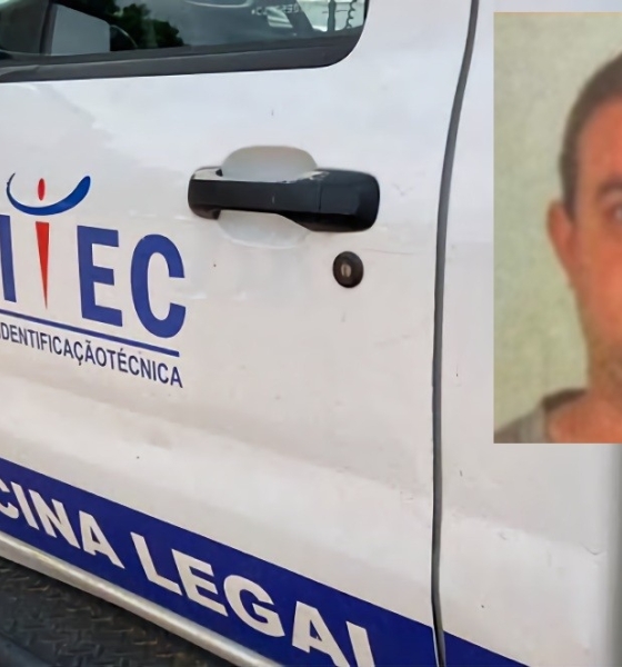 Caminhoneiro morre ao cair da cabine do caminhão 