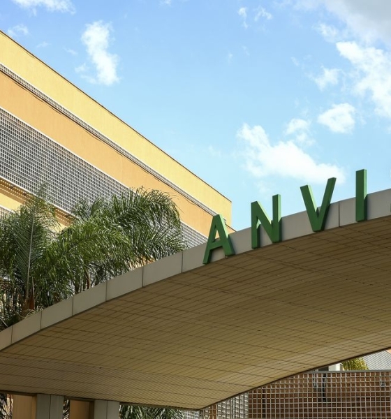 Anvisa restringe do mercado azeite, sal do Himalaia e chá por irregularidades