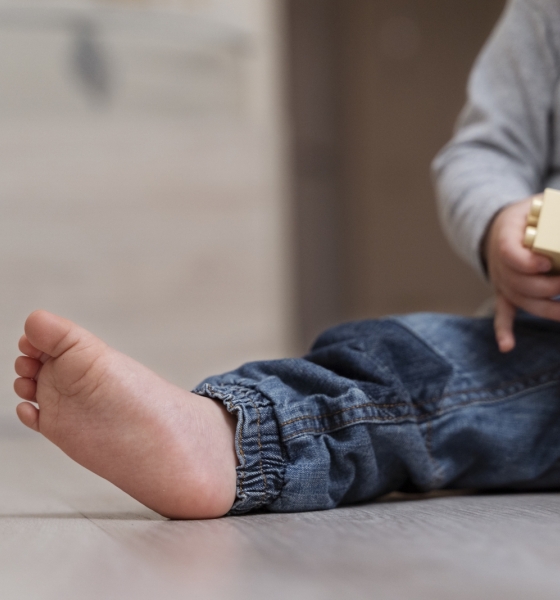 Homem suspeito de abusar sexualmente de bebê de um ano é preso pela Polícia Civil em Tapurah