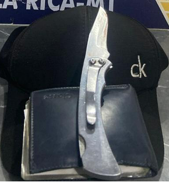 Homem mata o desafeto com dois golpes de canivete no tórax, foge e acaba preso