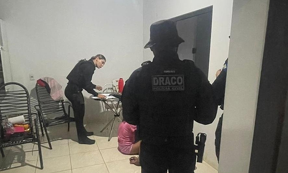 Polícia Civil cumpre 41 ordens judiciais contra facção criminosa envolvida em extorsão de empresários em Sinop