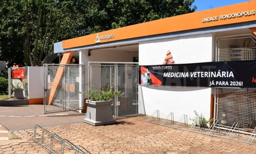 Faculdade Anhanguera é condenada por matrículas irregulares e terá de pagar R$ 2 milhões