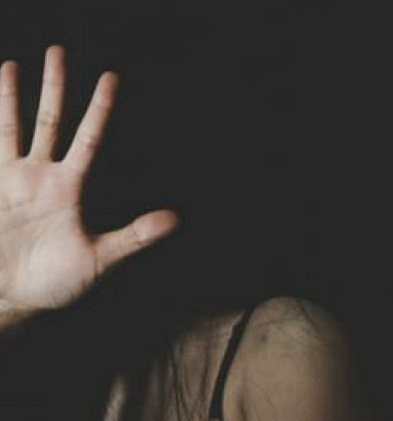 Mulher é agredida e estuprada na frente do filho de 3 anos na capital