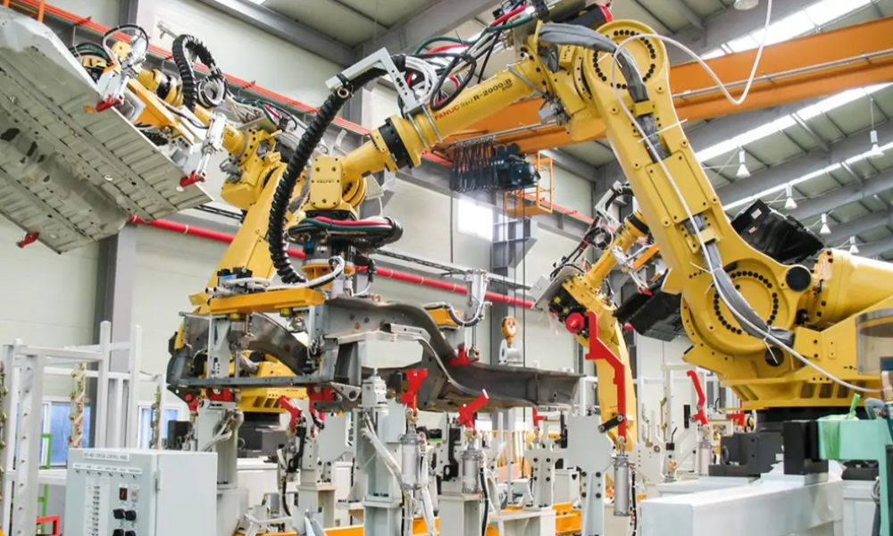 Produo industrial reage e cresce 0,1% em outubro aps recuo, indica IBGE