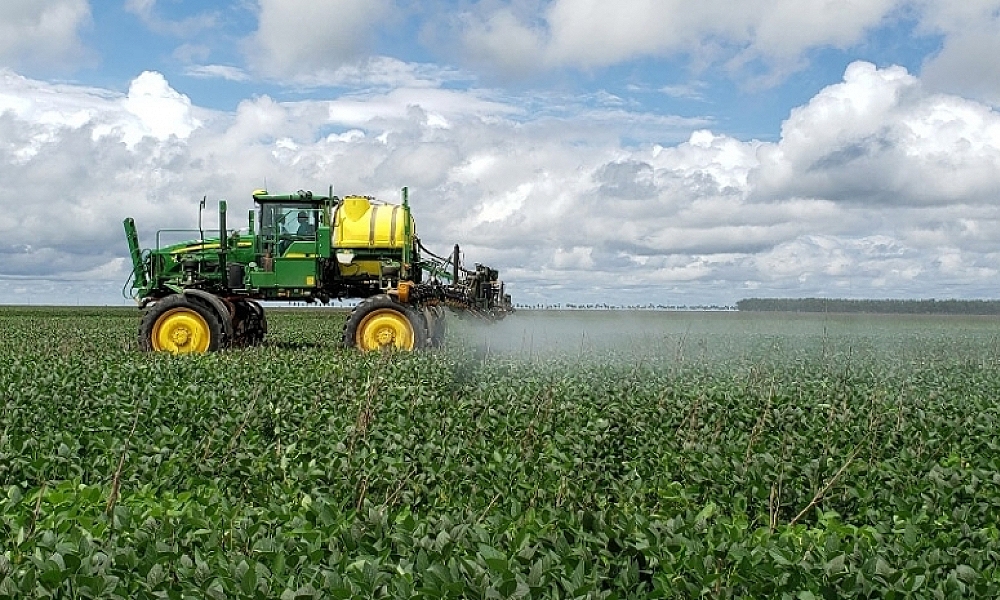 Erros comuns podem comprometer a pulverização da lavoura de soja