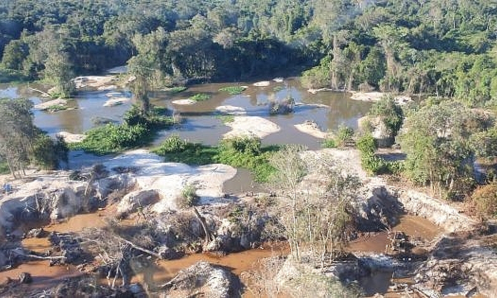 Operação integrada intensifica combate ao garimpo e ao desmatamento na Terra Indígena Sararé