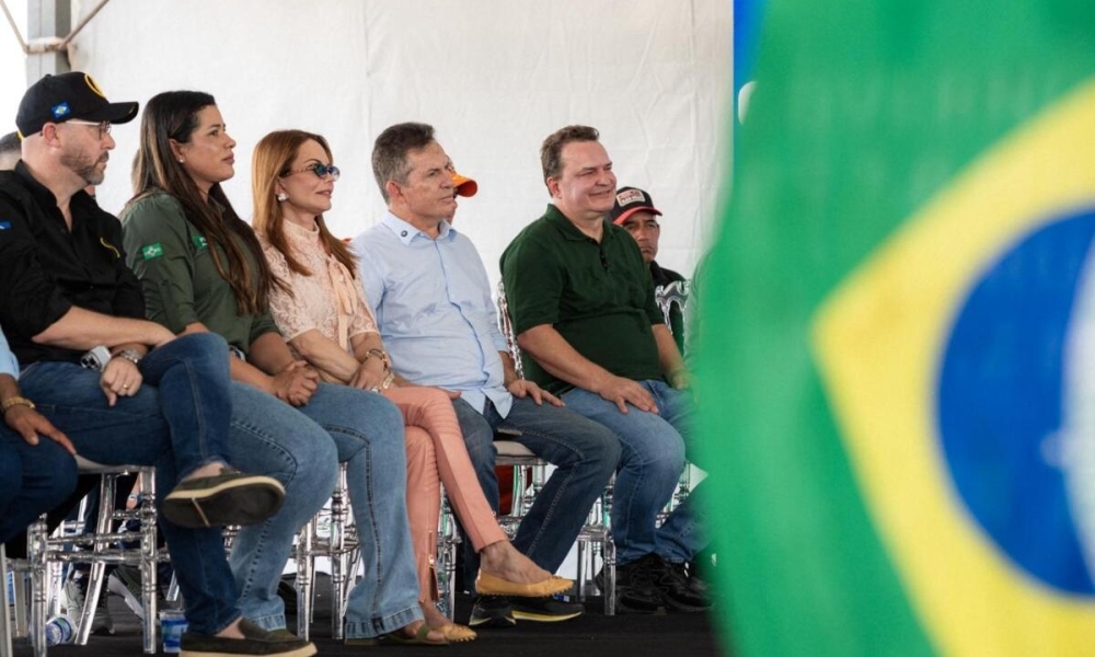 Deputado Max Russi acompanha entrega da nova Orla de Santo Antônio de Leverger