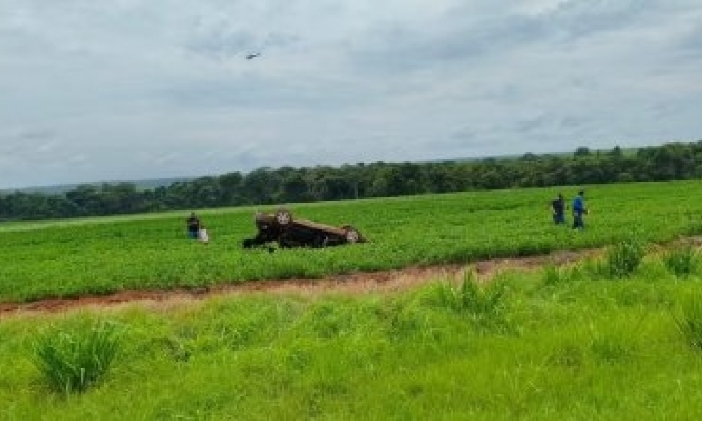 Capotamento na MT-242 deixa cinco feridos, incluindo duas crianças, em Sorriso