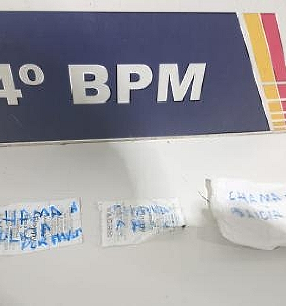 Bilhetes lançados por muro levam PM a resgatar jovem mantida em cárcere em Várzea Grande