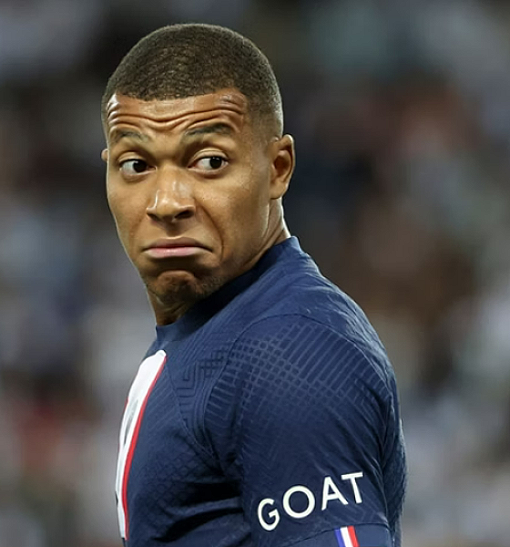 Mbappé aciona Uefa para cobrar valor milionário de PSG