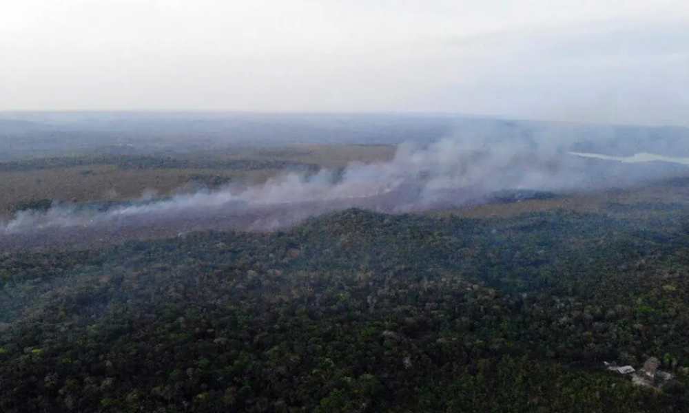Fumaça de queimadas atinge cidades de dez estados