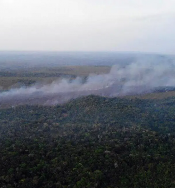 Fumaça de queimadas atinge cidades de dez estados